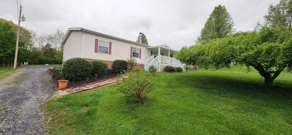 Trusted lawn care service in Church Hill, TN by Sexton Specialty Lawn Services