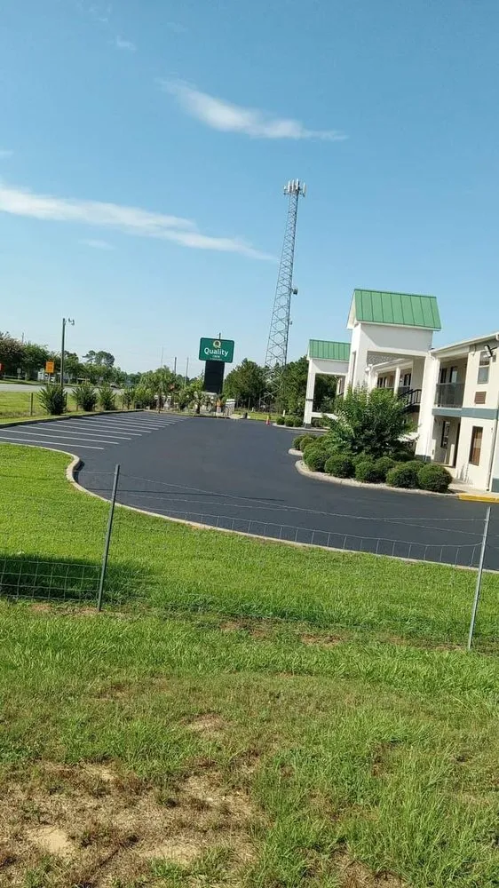 Affordable yard cleanup service in Panama City, FL - Sexton's all purpose