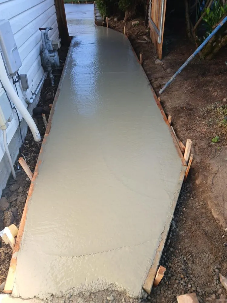 Affordable landscaping services experts serving Portland, OR - SF Construction