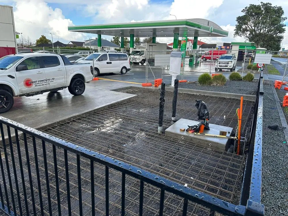 Reliable garden landscaping for year-round maintenance in Portland, OR by SF Construction