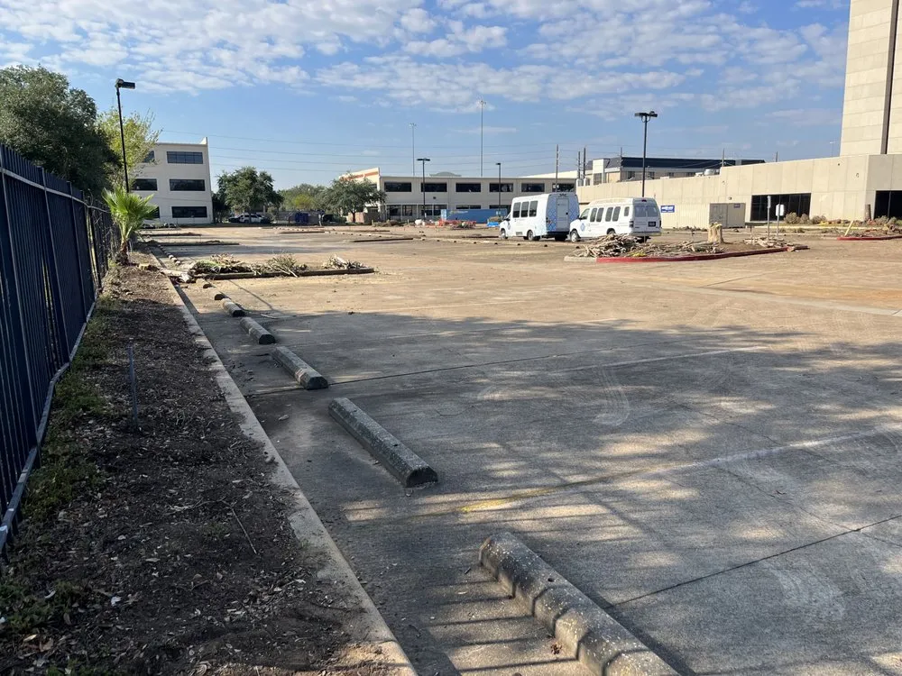 Professional lawn care service for year-round maintenance across Houston, TX - S.F.A. Landscaping