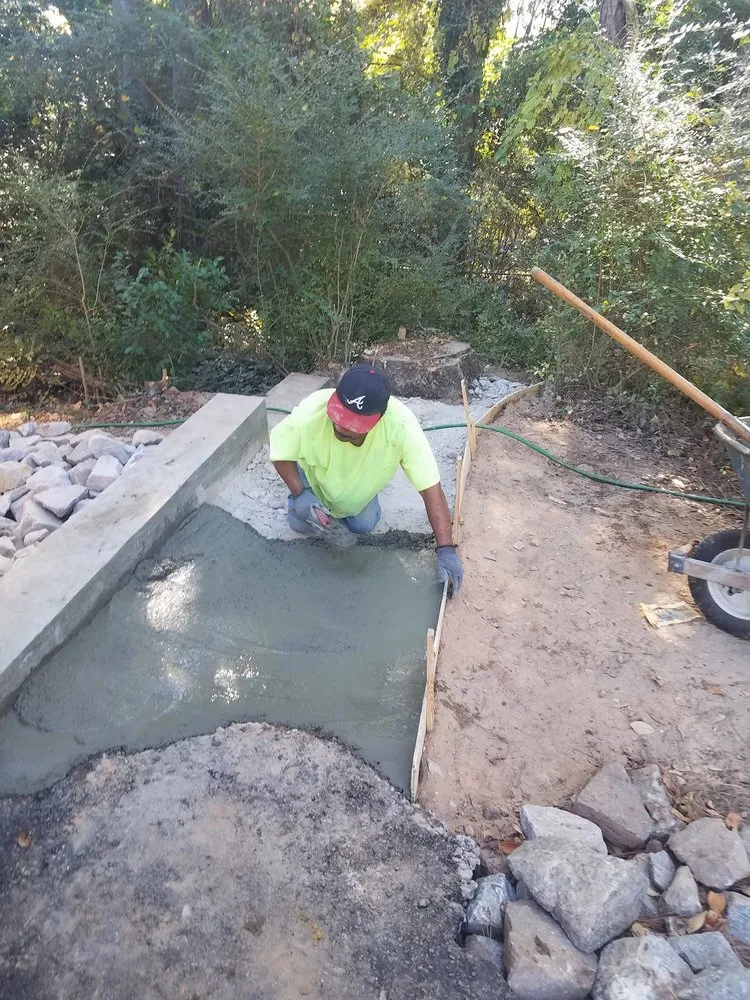 Top-rated lawn care service in Avondale Estates, GA by S&G Earthscapes