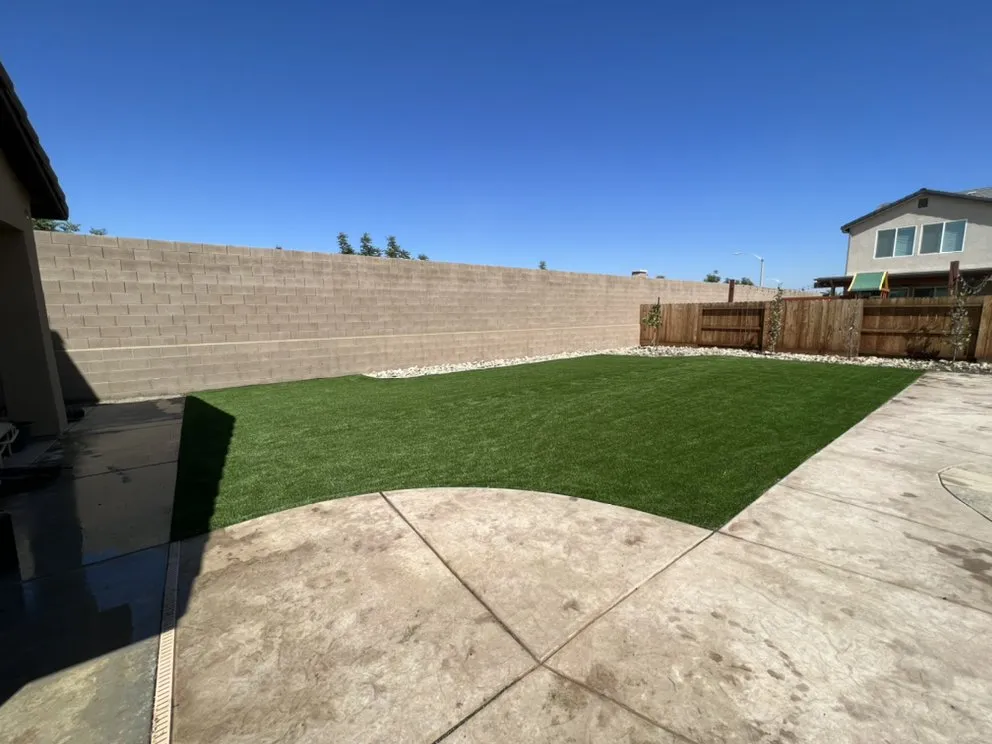 Reliable garden landscaping for year-round maintenance in Reedley, CA by SG Landscapes