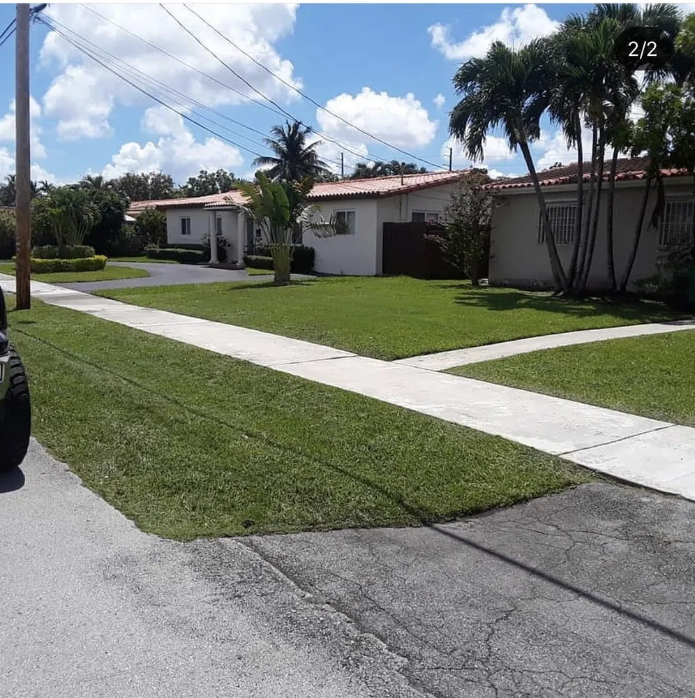 Expert lawn mowing service in Miami, FL by sh inc miami