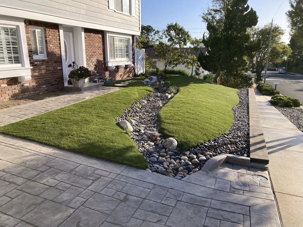 Affordable yard maintenance for homes in San Pedro, CA by SH Landscaping