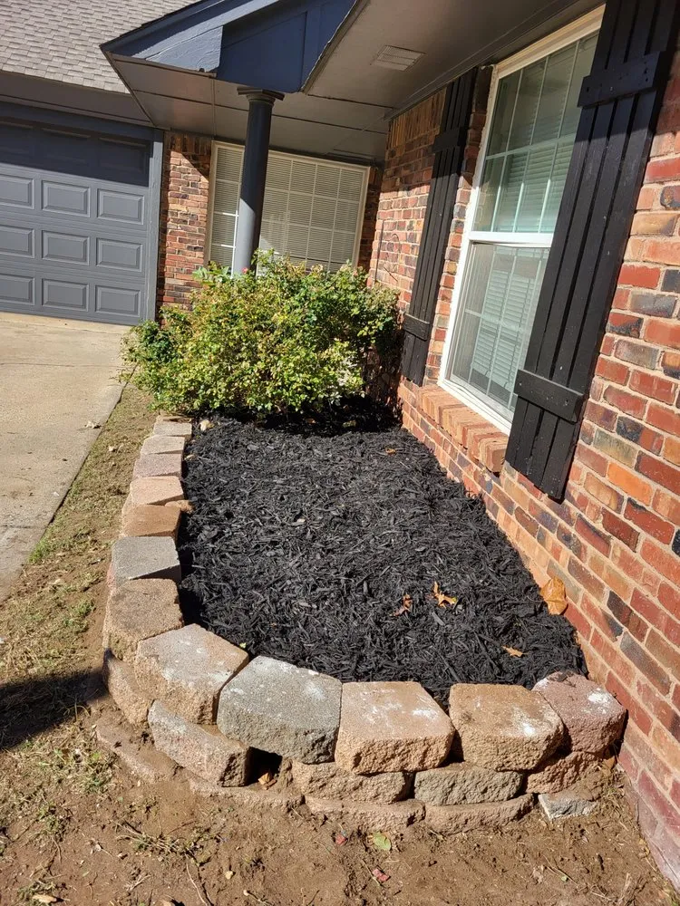 Reliable garden landscaping near you in Oklahoma City, OK by Shadday Remodel & Landscaping