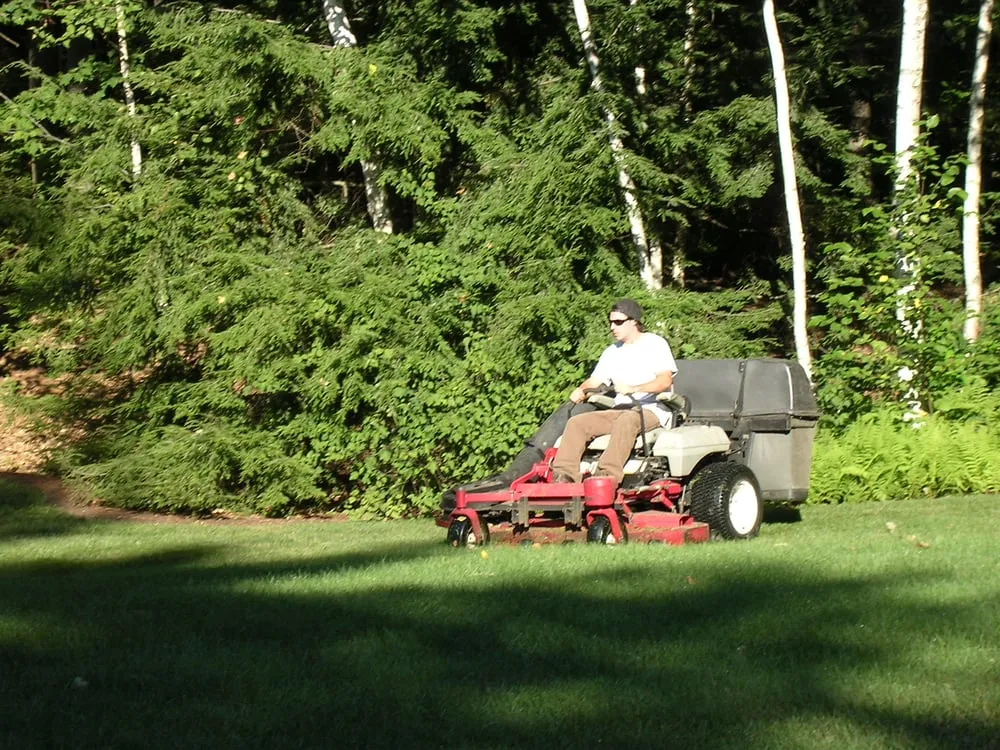 Affordable landscape design experts serving Auburn, NH - Shade Tree Landscaping