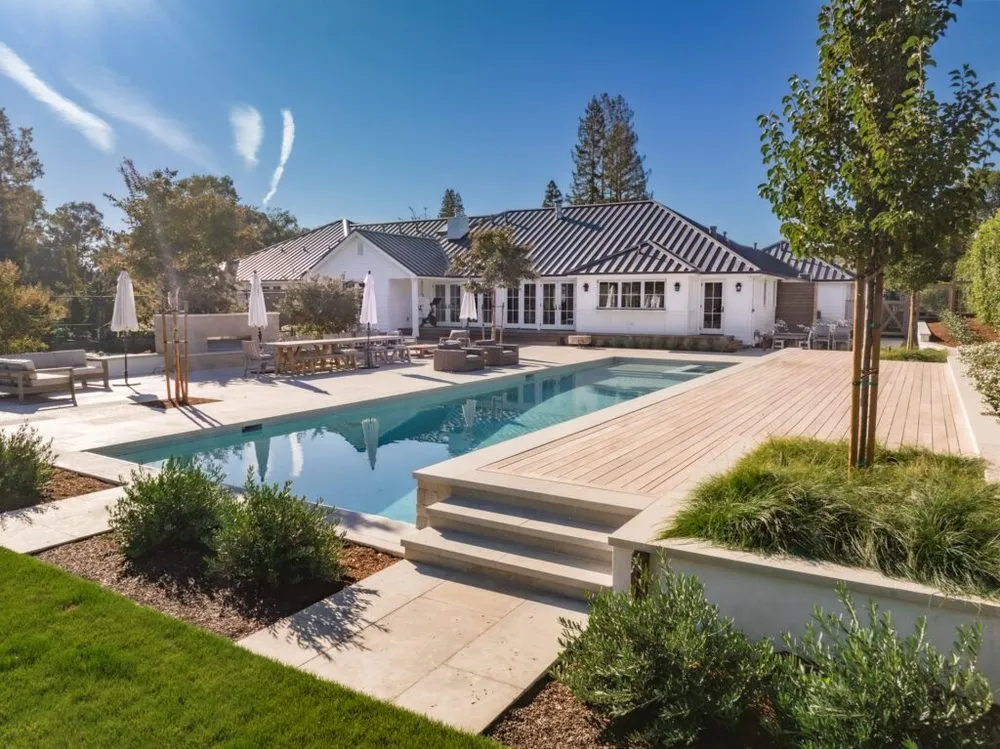 Professional yard maintenance experts serving Sausalito, CA - Shades Of Green Landscape Architecture