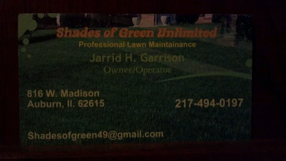Professional residential landscaping in Auburn, IL by Shades Of Green Unlimited