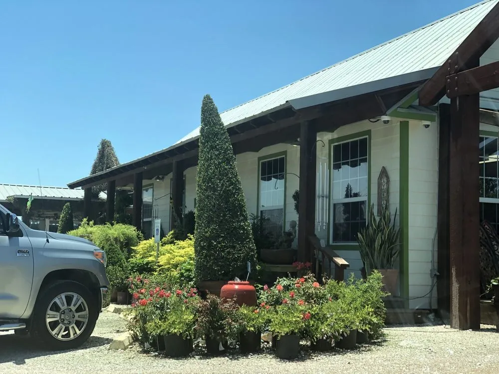 Top-rated lawn care service for beautiful yards across Houston, TX - Shades of Texas Wholesale Nursery