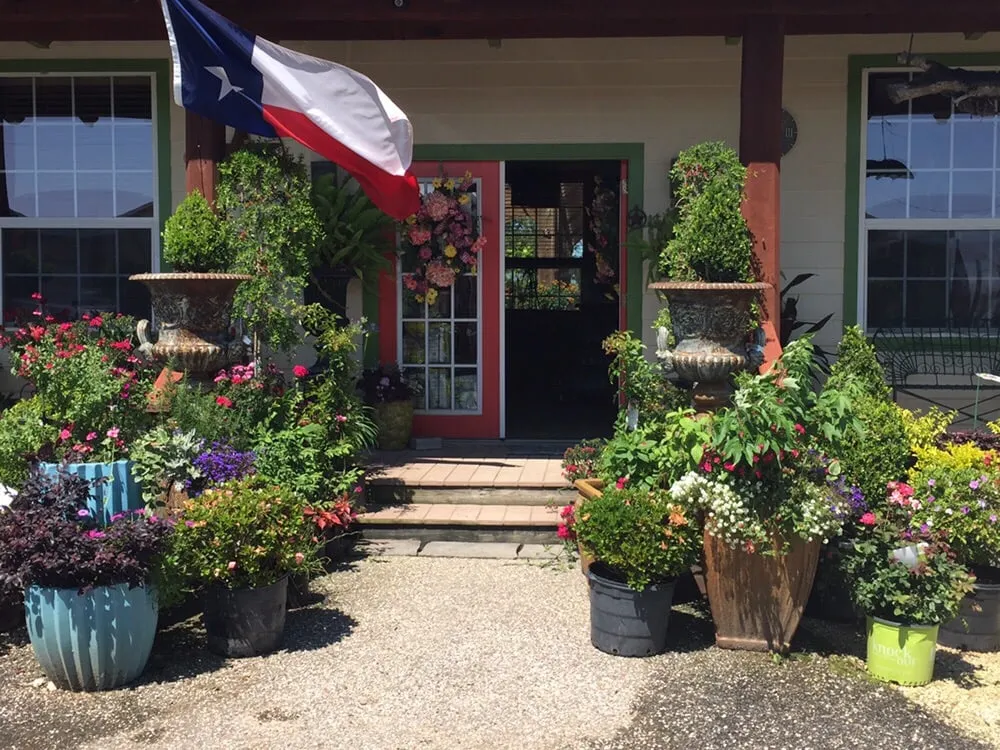 Expert residential landscaping experts serving Houston, TX - Shades of Texas Wholesale Nursery
