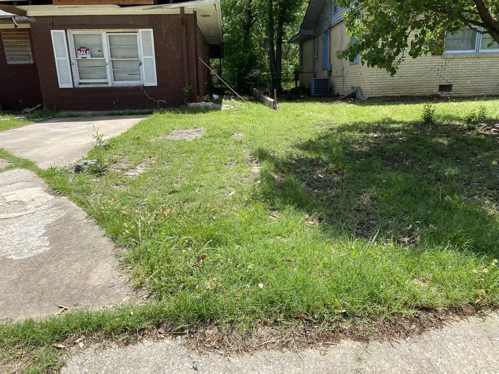 Professional landscape design with custom design in Ardmore, OK by Shady Greens Landscaping