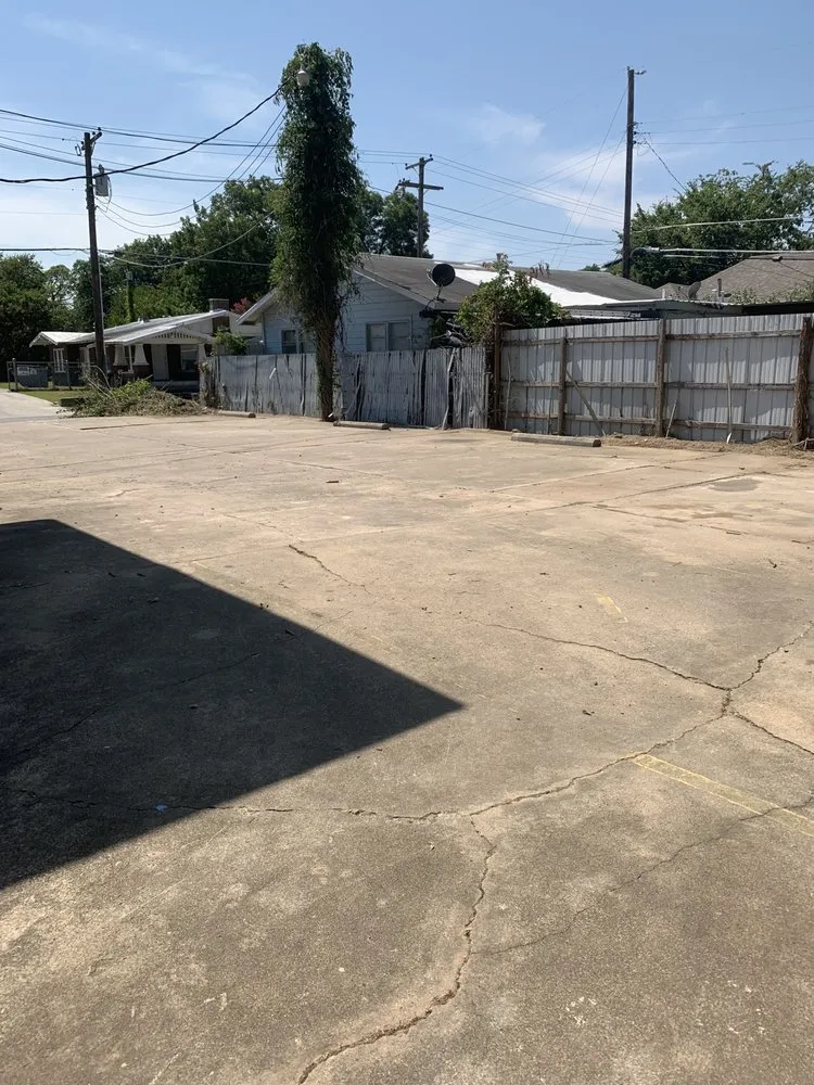 Expert yard cleanup service in Ardmore, OK by Shady Greens Landscaping