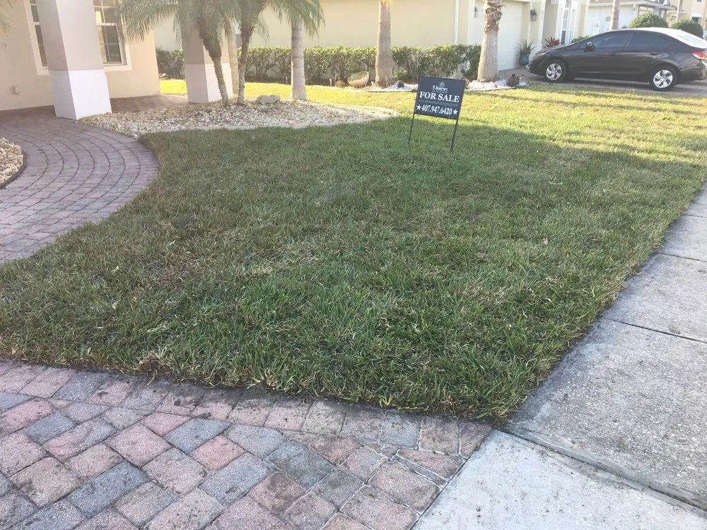 Top-rated lawn mowing service experts serving Orlando, FL - Shady Oak Lawn and Landscape Management