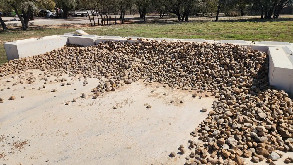 Top-rated yard cleanup service experts serving San Antonio, TX - Shady Oaks Express