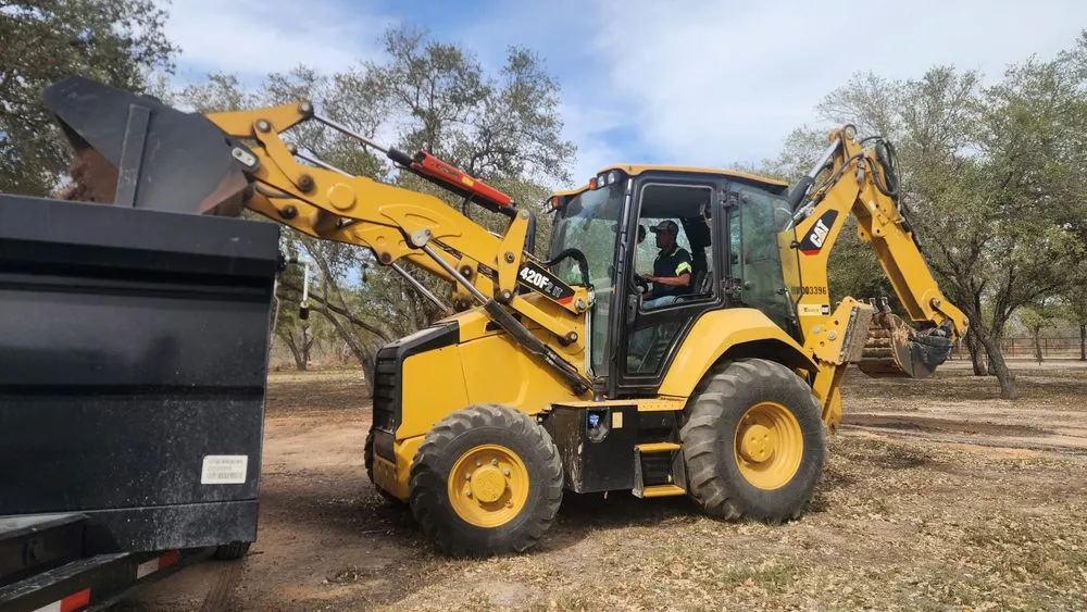 Custom garden landscaping in San Antonio, TX - Shady Oaks Express