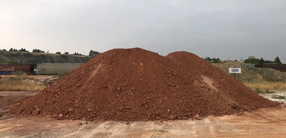 Custom lawn mowing service in San Antonio, TX by Shady Oaks Express