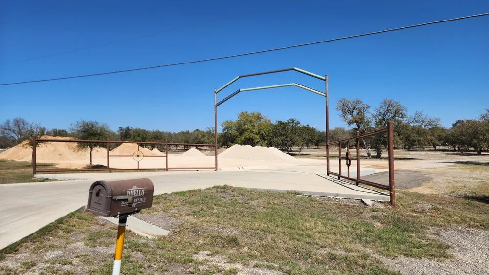 Local yard maintenance in San Antonio, TX by Shady Oaks Express