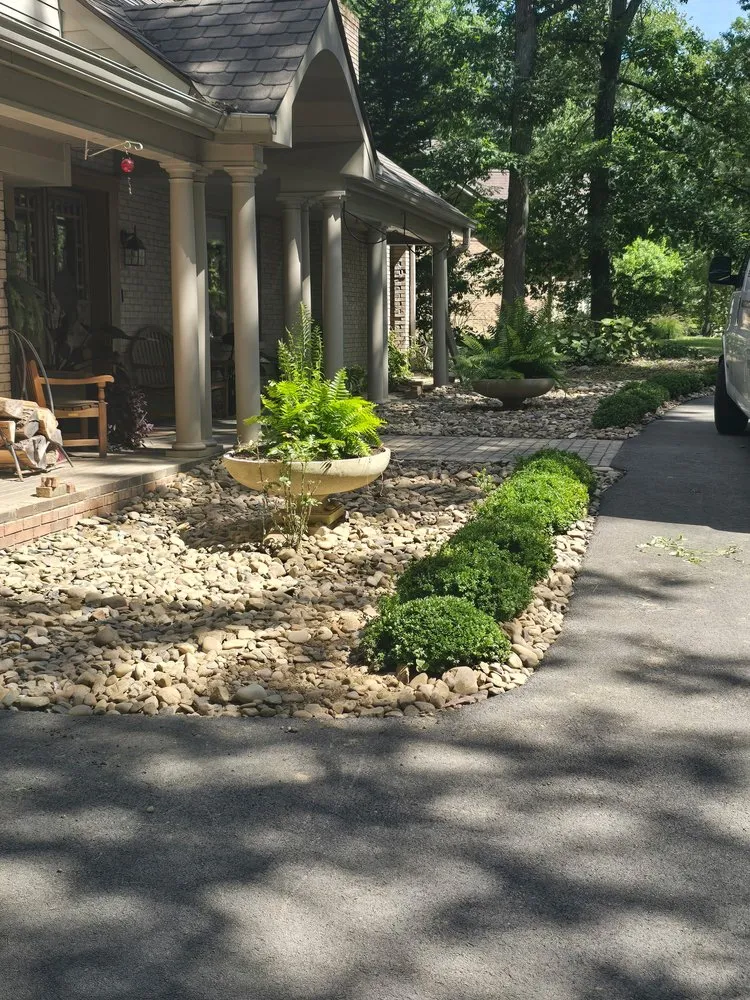 Trusted landscape installation for residential properties in Fairdale, WV by Shady Oaks Property Management