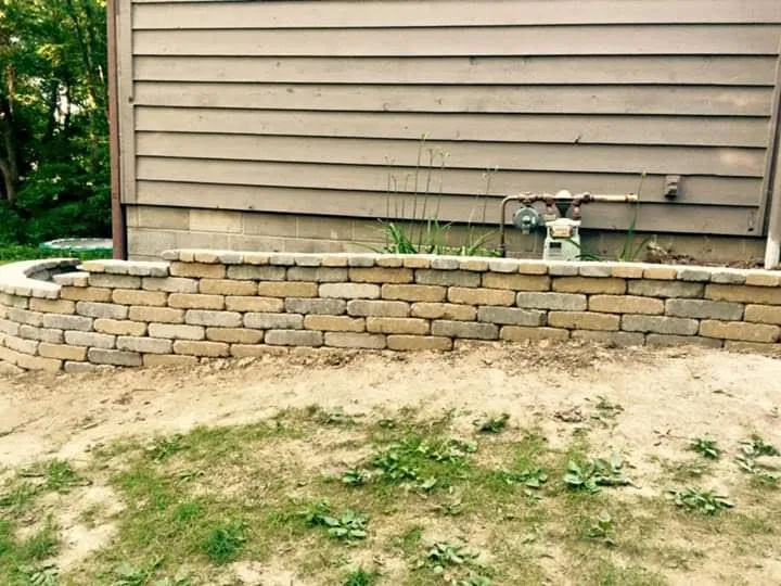 Top-rated lawn mowing service with custom design in Pekin, IL by Shaffer Beautification