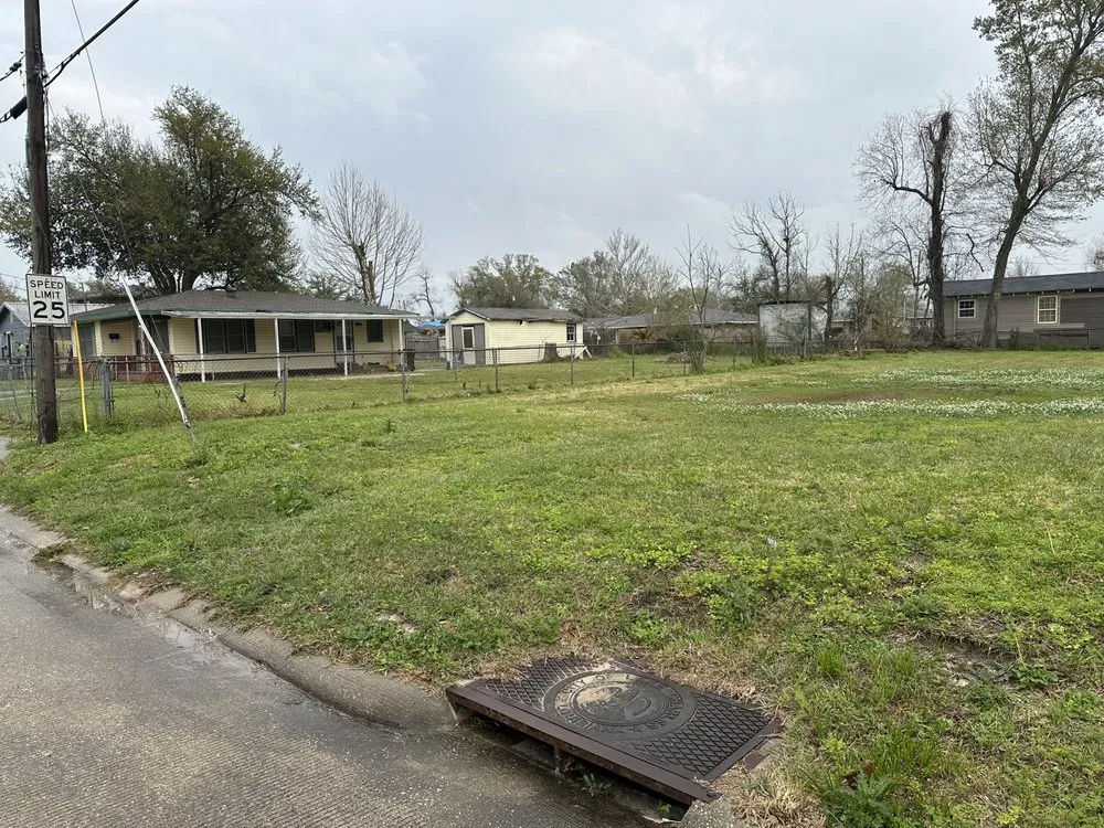 Trusted landscape installation experts serving Lake Charles, LA - Shailow’s Lawn Care