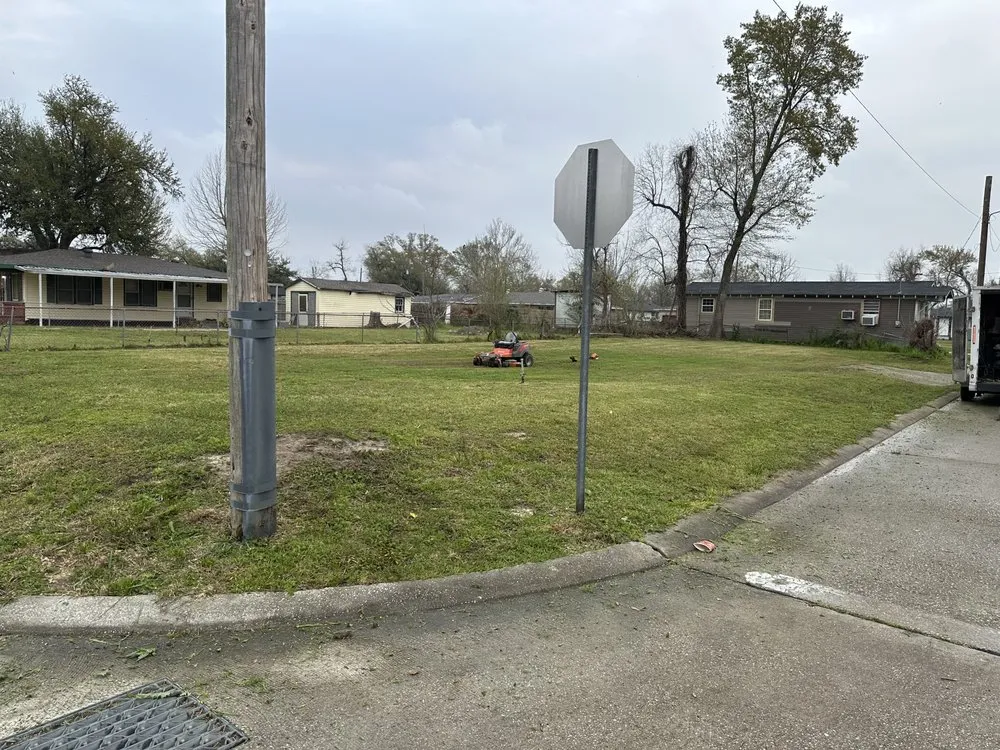 Top-rated outdoor landscaping in Lake Charles, LA - Shailow’s Lawn Care