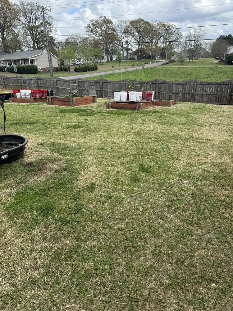 Custom yard maintenance for beautiful yards across Huntsville, AL - Shakey's Landscaping