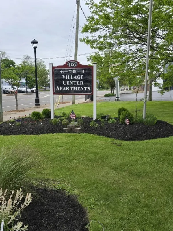 Reliable yard maintenance in Orchard Park, NY by Shamrock