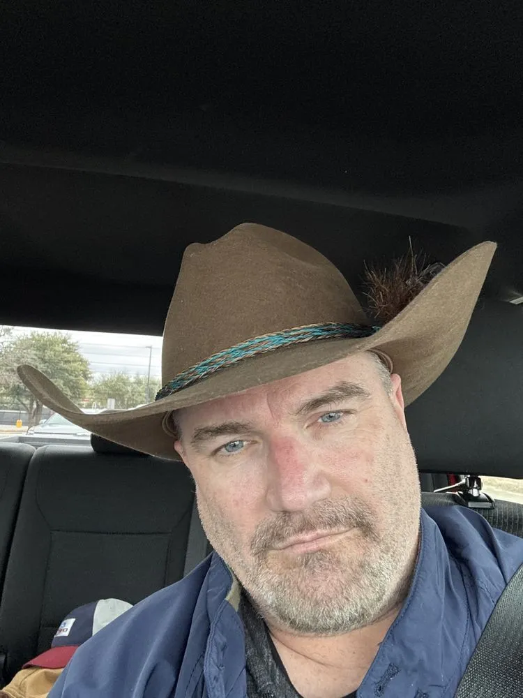 Custom lawn mowing service experts serving San Antonio, TX - Shane’s Lawncare