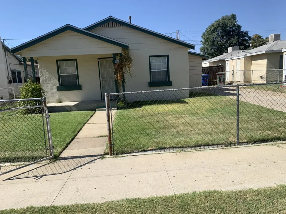 Local residential landscaping in Bakersfield, CA - Shanevas Lawn & Clean Up Services