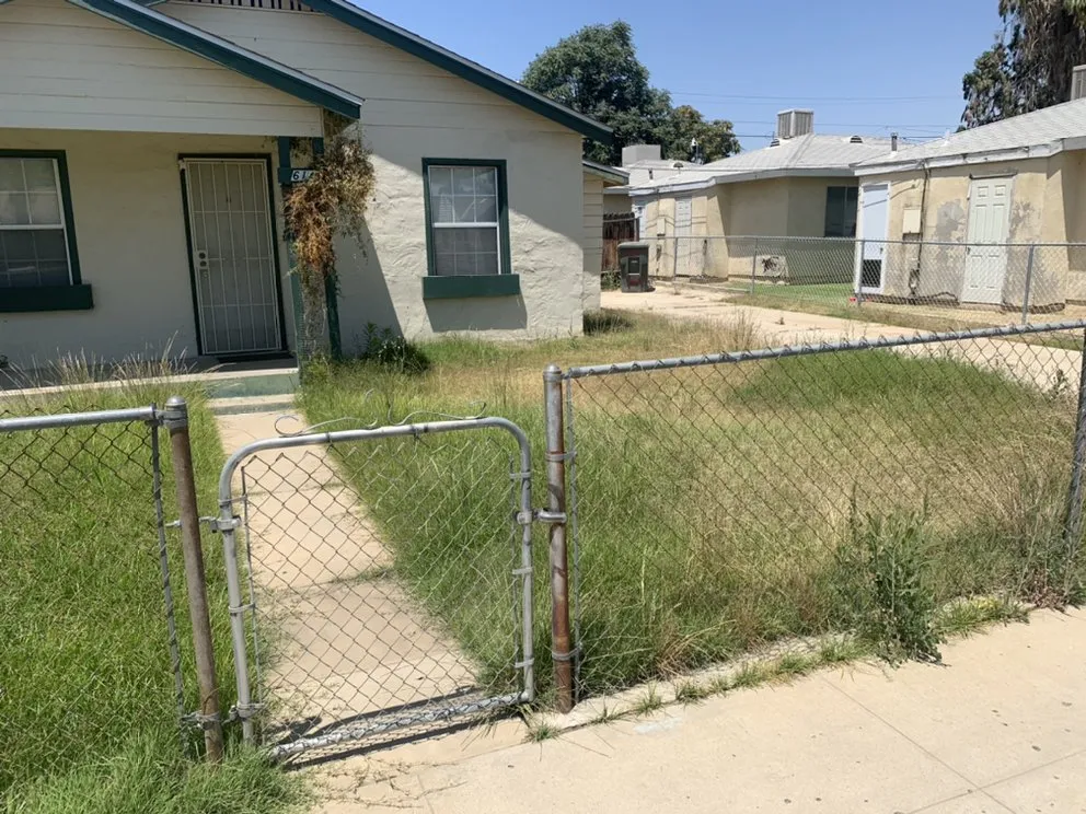 Top-rated yard cleanup service for outdoor upgrades in Bakersfield, CA by Shanevas Lawn & Clean Up Services