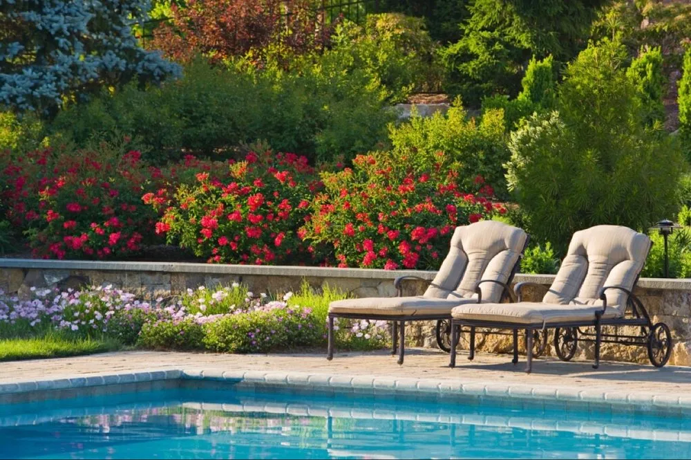 Affordable garden landscaping in Stratford, CT - Shannon Lawn & Landscaping