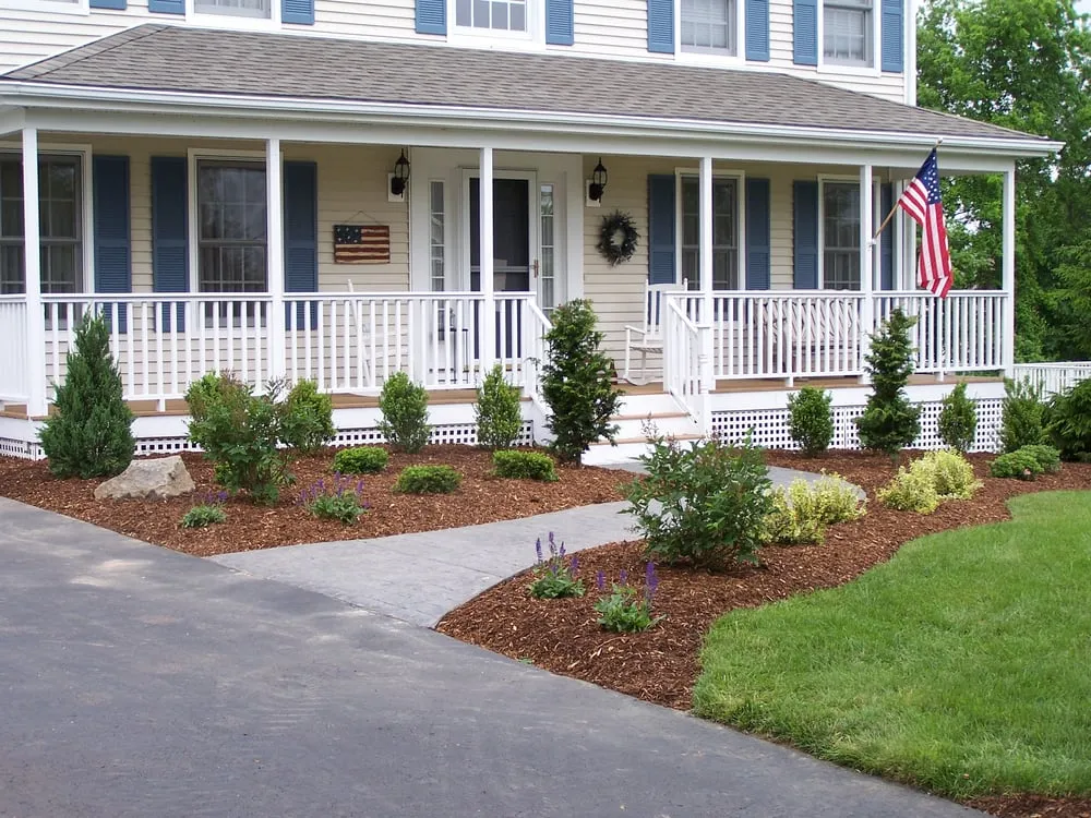 Affordable residential landscaping experts serving Stratford, CT - Shannon Lawn & Landscaping