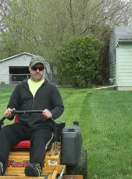 Affordable yard maintenance experts serving Saint Johns, MI - Shan's Lawn Care