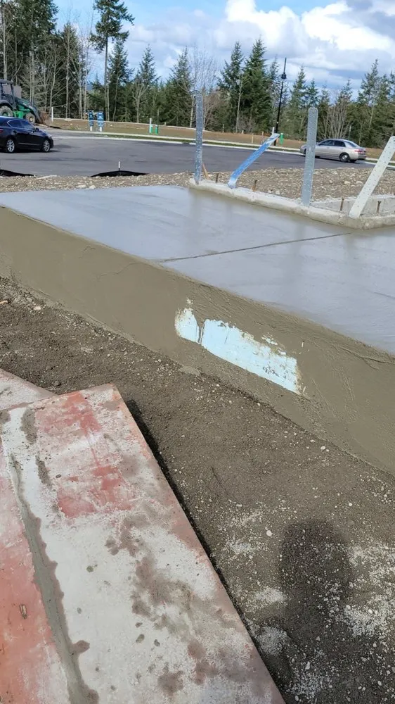 Reliable lawn care service for beautiful yards in central point, OR by Sharkbait and Sons