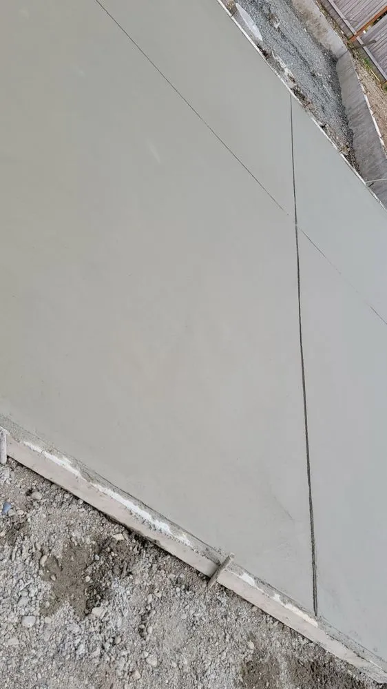 Reliable lawn mowing service in central point, OR - Sharkbait and Sons