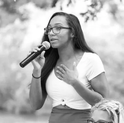 Sharkbait and Sons Logo