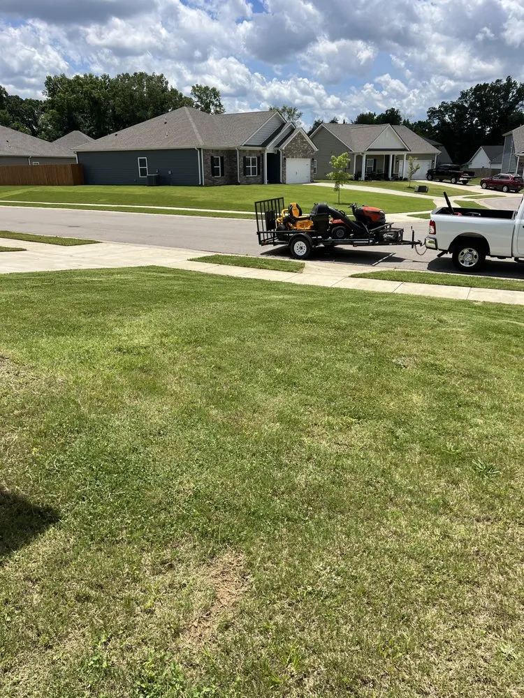 Custom lawn mowing service in Oakland, TN by Sharks Lawn Services