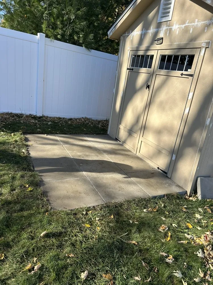 Custom outdoor landscaping for beautiful yards across Minneapolis, MN - Sharp Cuts