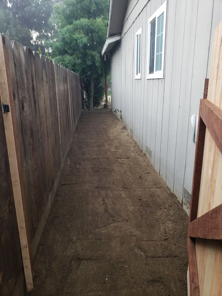 Affordable yard maintenance experts serving Hanford, CA - Sharp Edge Lawn Services