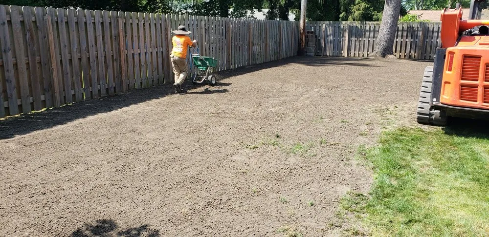 Expert garden landscaping experts serving Mentor, OH - Sharp Edge Tree & Landscape