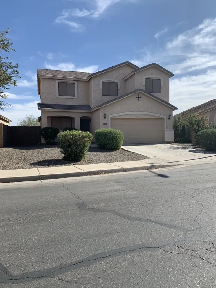 Custom outdoor landscaping experts serving Casa Grande, AZ - Sharp Edges Landscaping