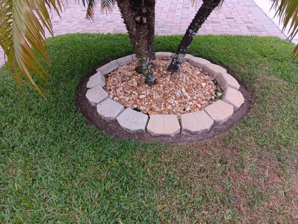 Reliable yard maintenance experts serving Poinciana, FL - Sharp Edges Lawn and Home