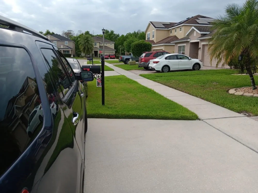 Top-rated landscaping services in Poinciana, FL by Sharp Edges Lawn and Home