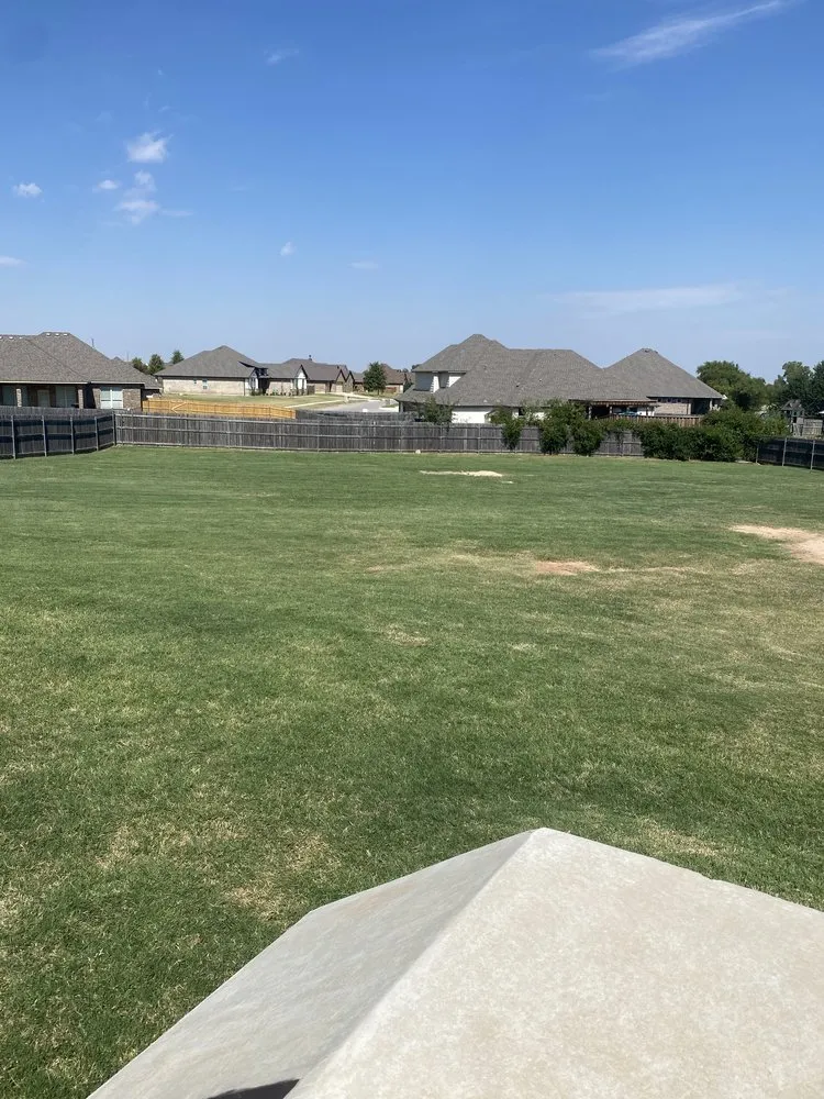 Local lawn mowing service in Yukon, OK - Sharp Lawn Care