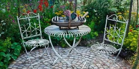 Affordable garden landscaping in Nicholasville, KY by Sharp Lawn