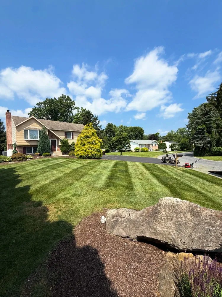 Reliable lawn care service in Bethlehem, PA - Sharp Yard Services