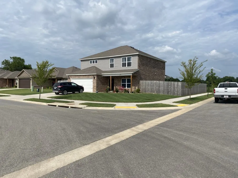 Affordable yard maintenance in Fayetteville, AR by SharpEdge Lawn Service