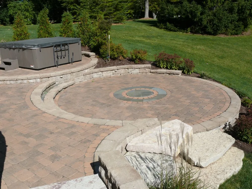 Trusted landscape design experts serving De Pere, WI - Sharper Edge Landscaping