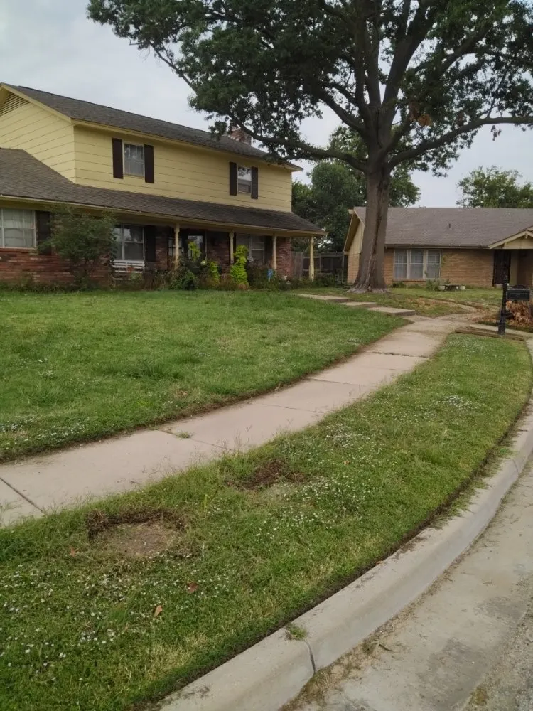 Reliable lawn care service in Tulsa, OK by Sharpe's Handyman Mowing and Tree Service Landscaping